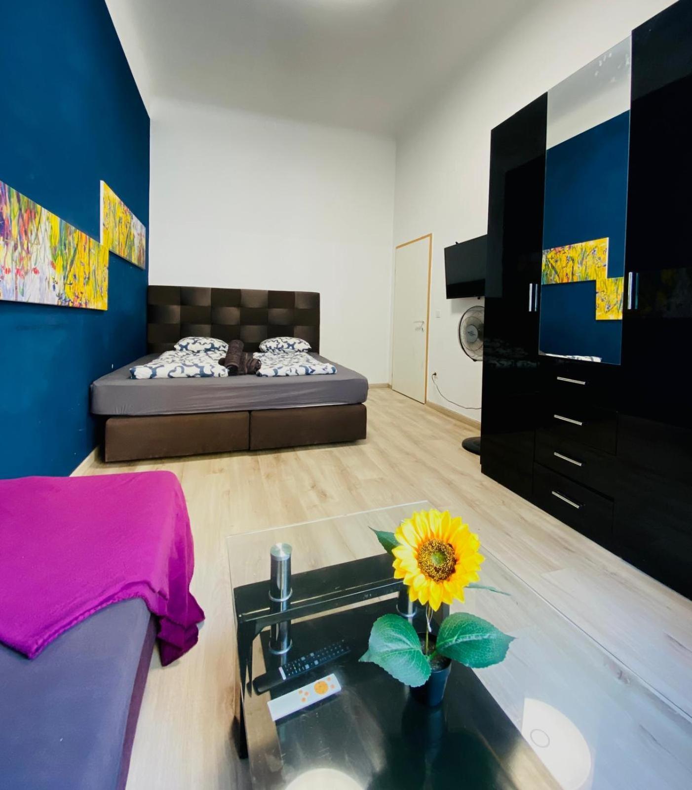 Astonishing 1 Bedroom Apt. Near Danube River Wenen Buitenkant foto