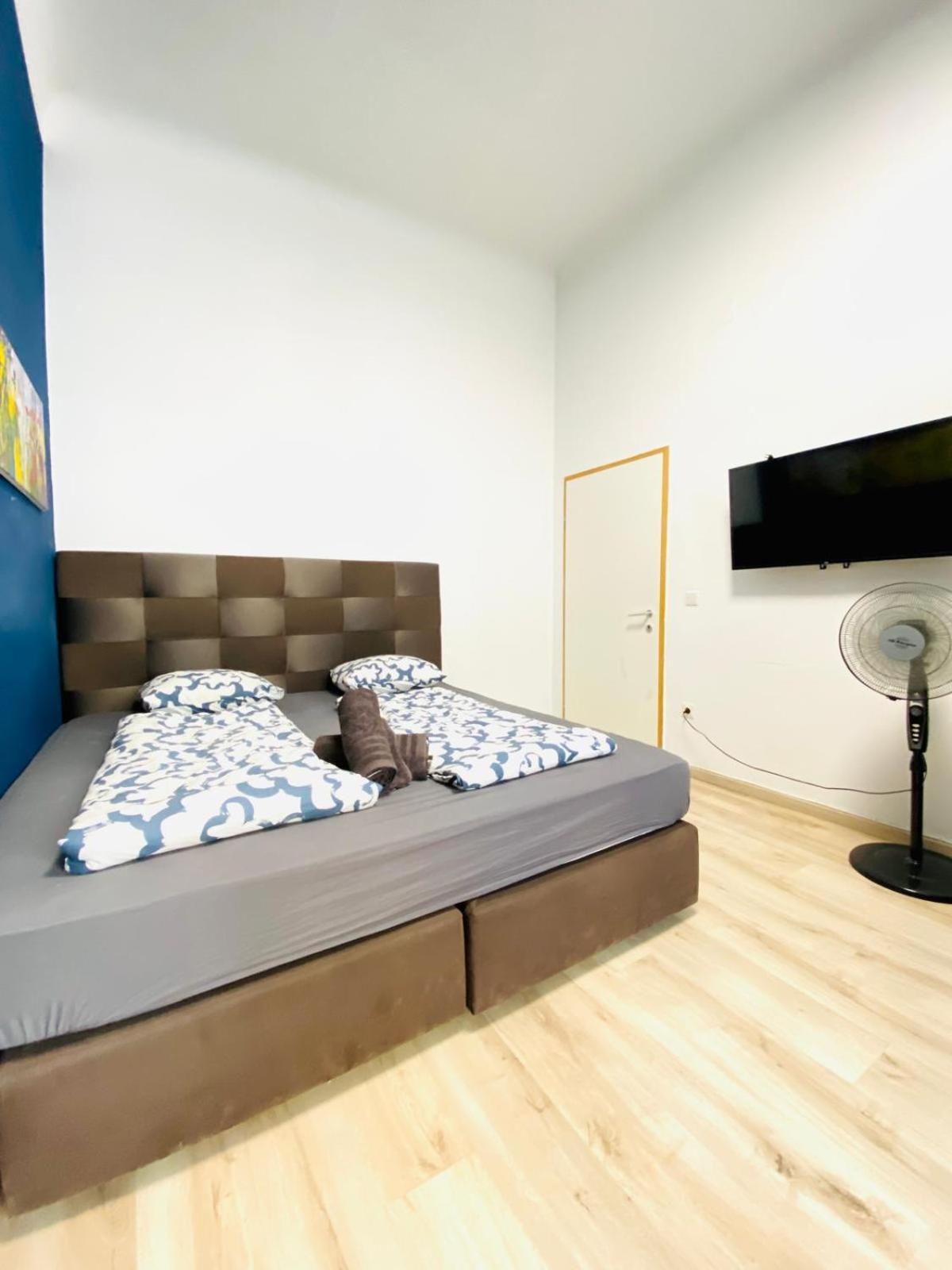 Astonishing 1 Bedroom Apt. Near Danube River Wenen Buitenkant foto